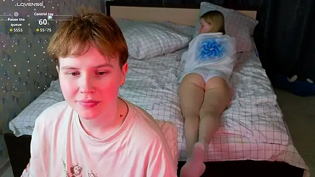 two_gerls_heren Webbikameraesitys