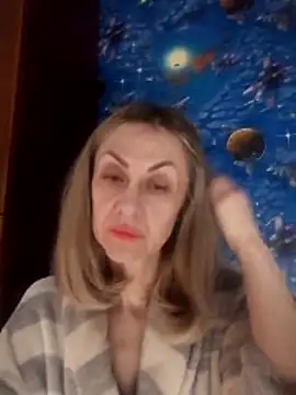 Tanya6547 élő XXX-chatje