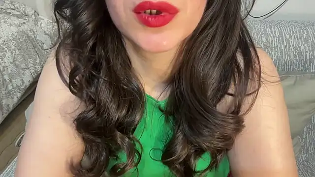 Chat XXX en directo de MISTRESS-HELEN