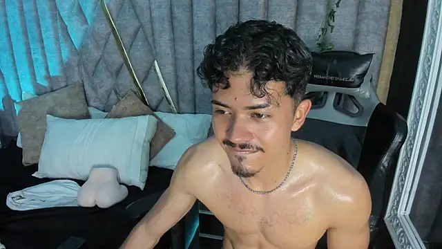 NicolaiKarav: онлайн-секс-чат