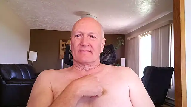 BasicAnt: вебкам-шоу