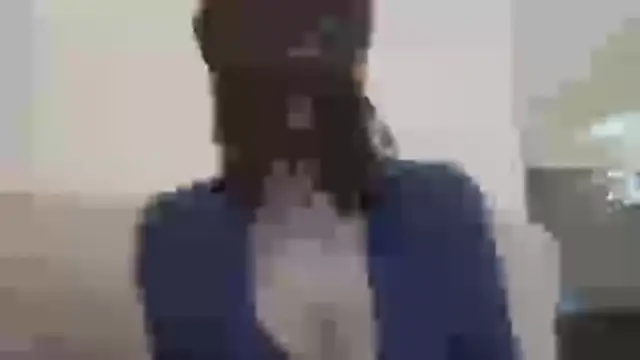 HelenTiAscolta's Live XXX Chat