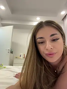 IsabellaEtthan Adlı Modelin Canlı XXX Sohbeti