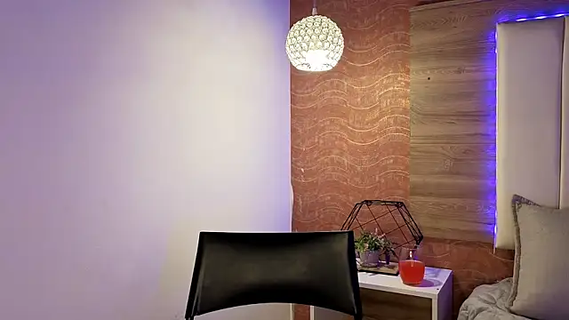 AgnesIvanova Chat XXX live