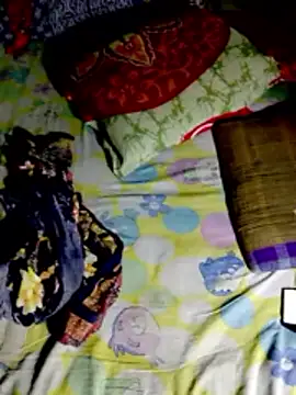 Romantic-Couple999 Adlı Modelin Web Kamerası Şovu