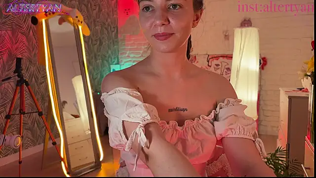 Chatroom XXX en direct de altertyan