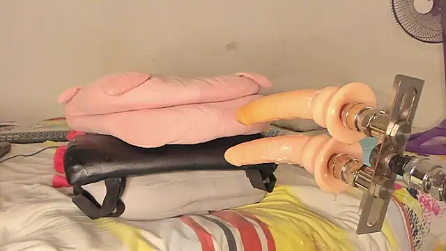 Chatroom XXX en direct de Pauliny23sex