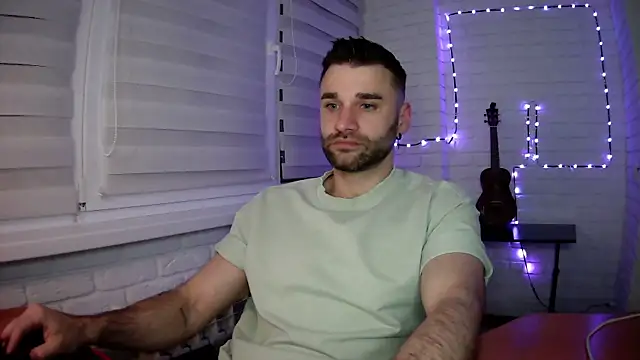 Show de DaddySlava na webcam