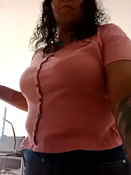 Chat XXX en directo de Morenitha-XXX