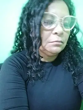 Amarantha25: онлайн-секс-чат