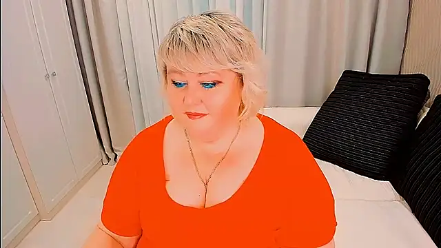 BIGTITSBBW's Live XXX Chat