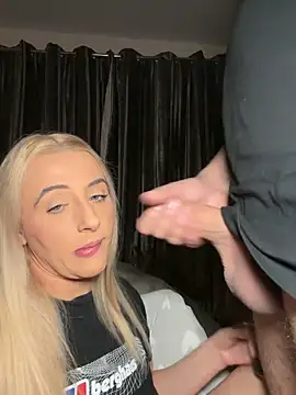 Strongqueen Live XXX-Chat