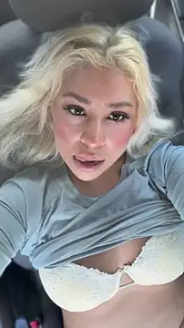 mxmxee's Webcam Show