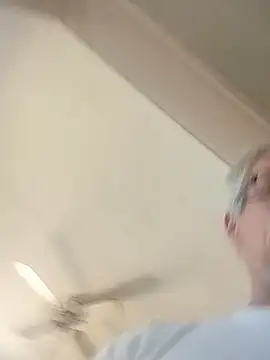 Živý XXX chat Biknight