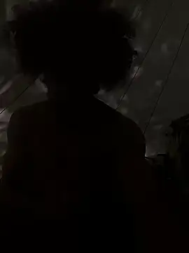 Mrvanillaa: онлайн-секс-чат