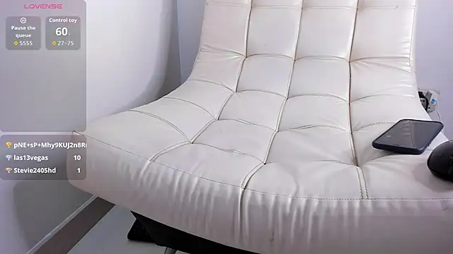 Aaron_Tate – Naživo XXX chat