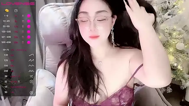 Monica-666888- 现场XXX聊天