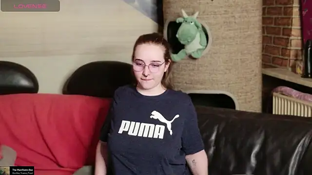 GamerGirl_Eve Live XXX Chat