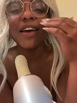 BuyMyFatAssn Live XXX chat