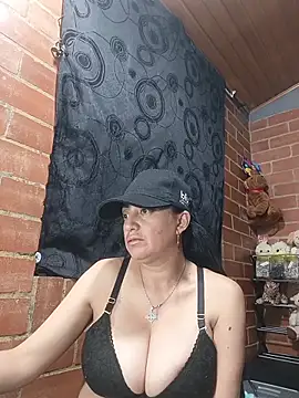 Chat +18 de Alexandrina ao vivo