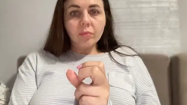 Darsy_Rox's Live XXX Chat