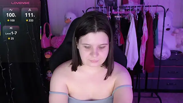 AmyVibess' Live XXX Chat