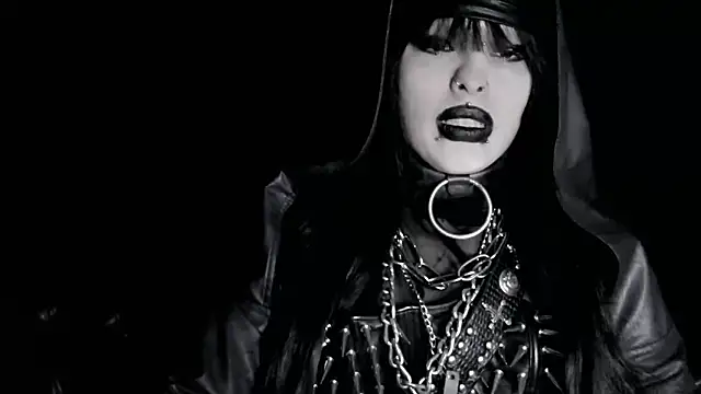 XXIOUX's Live XXX Chat