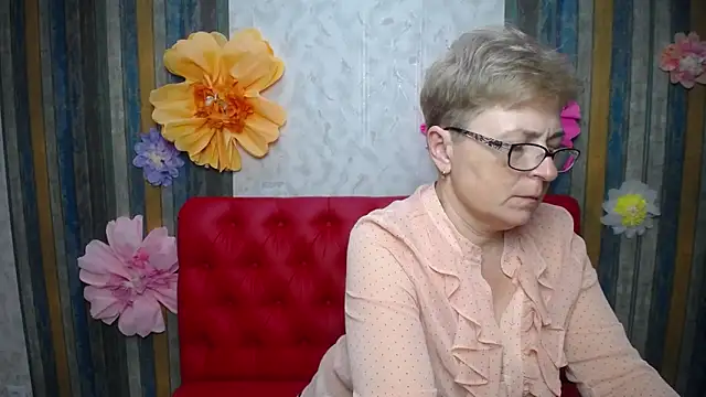 EmiliaGree – Live XXX-chat