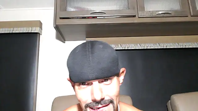 ThickD2C 现场XXX聊天