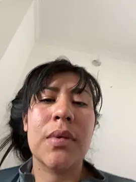 kim_monti Chat XXX in diretta