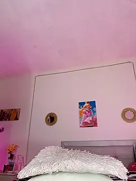 Pokazy przed kamerką – Roxy_SexyDiaz