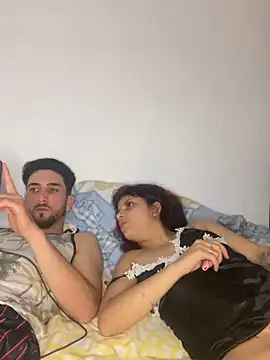 Mommyanddaddysexxy's Live XXX Chat