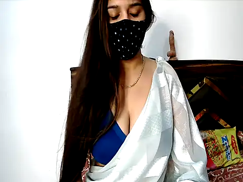 Chat +18 de Gloie4u ao vivo