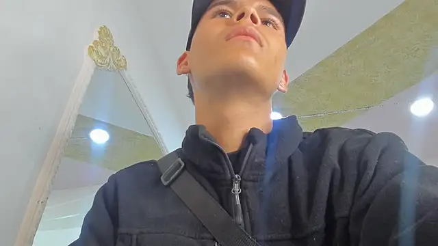 DylanRoyce_ Pertunjukan Webcam