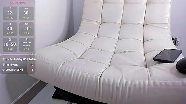 Aaron_Tate Pertunjukan Webcam