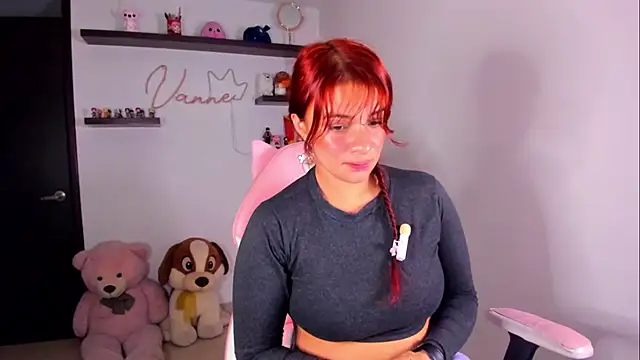 Czat XXX na żywo – Vannessa__Shy