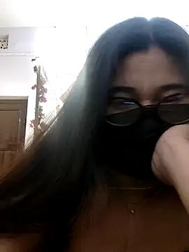 mini27mimi – Live XXX-chat