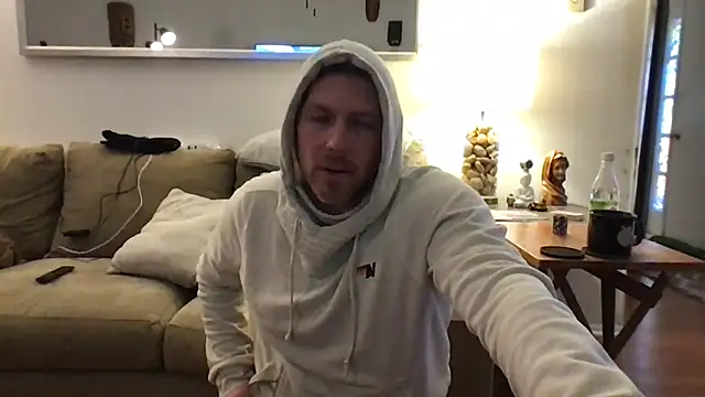 Онлайн чат XXX 9VOLTT