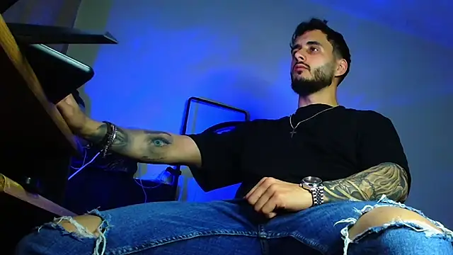 Pokazy przed kamerką – XanderCage99