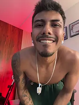 Show de webcam de Latinmoster_boss