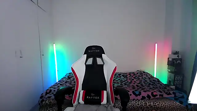 HoneyValentine Webcamshow