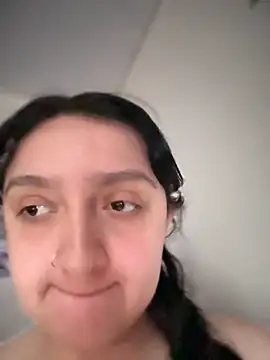 aliceayres797 Show in webcam