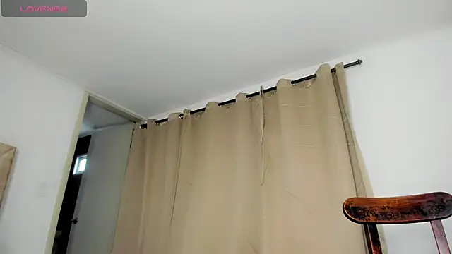 Genesis_Sandoval's Live XXX Chat