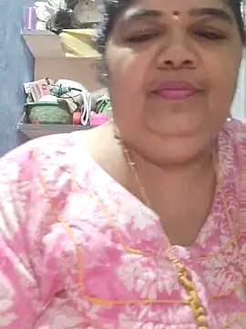 tamilthanushri's Live XXX Chat