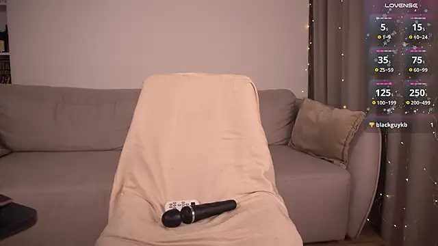 XXX chat uživo modela Adalin_Moore