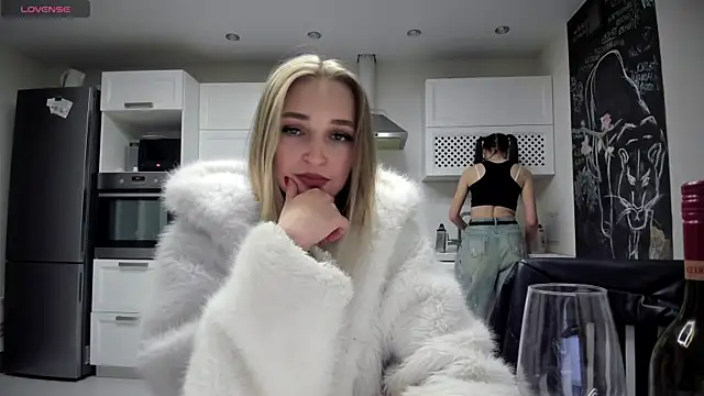 lisenok's Webcam Show