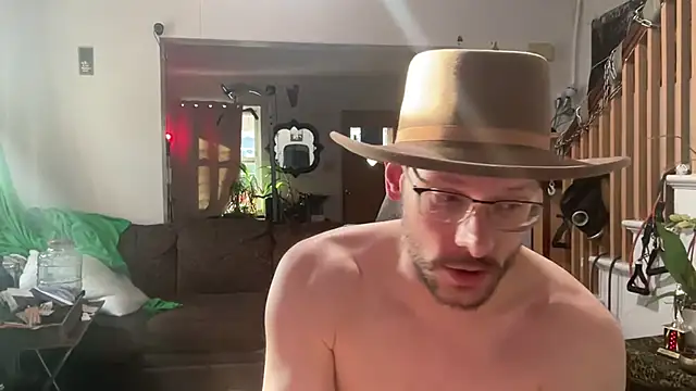 MasterDaddyCool Show in webcam