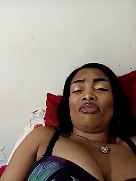 Show modela SEXYMOANSXX na web-kameri