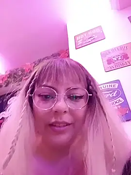 madelaine-: онлайн-секс-чат