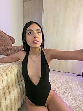 ZaraLuuv – Live XXX-chat